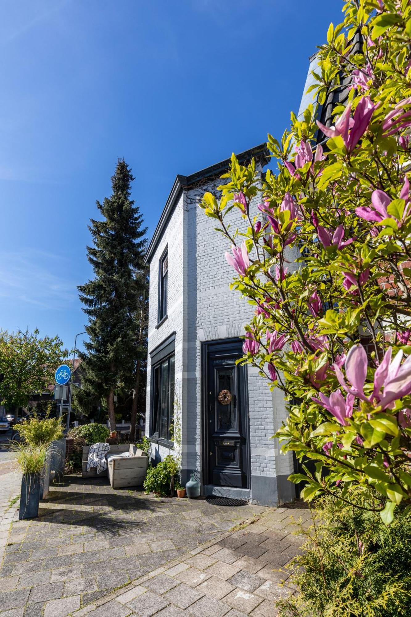 Appartement 22 Minuten Van Amsterdam En Utrecht 힐베르쉼 외부 사진